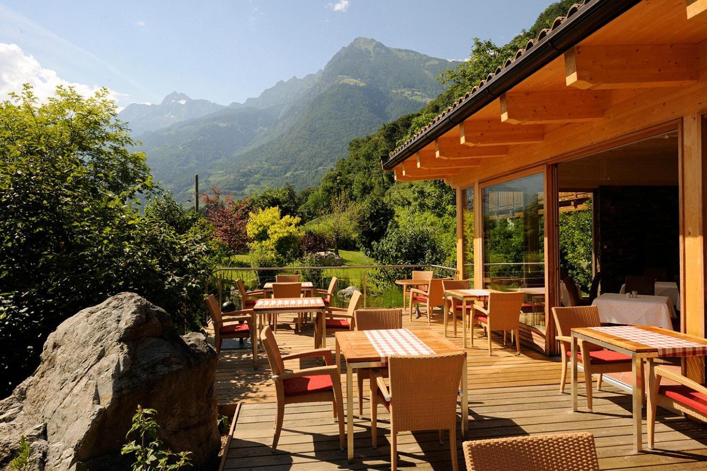 Hotel Garni Partaneshof Мерано Экстерьер фото