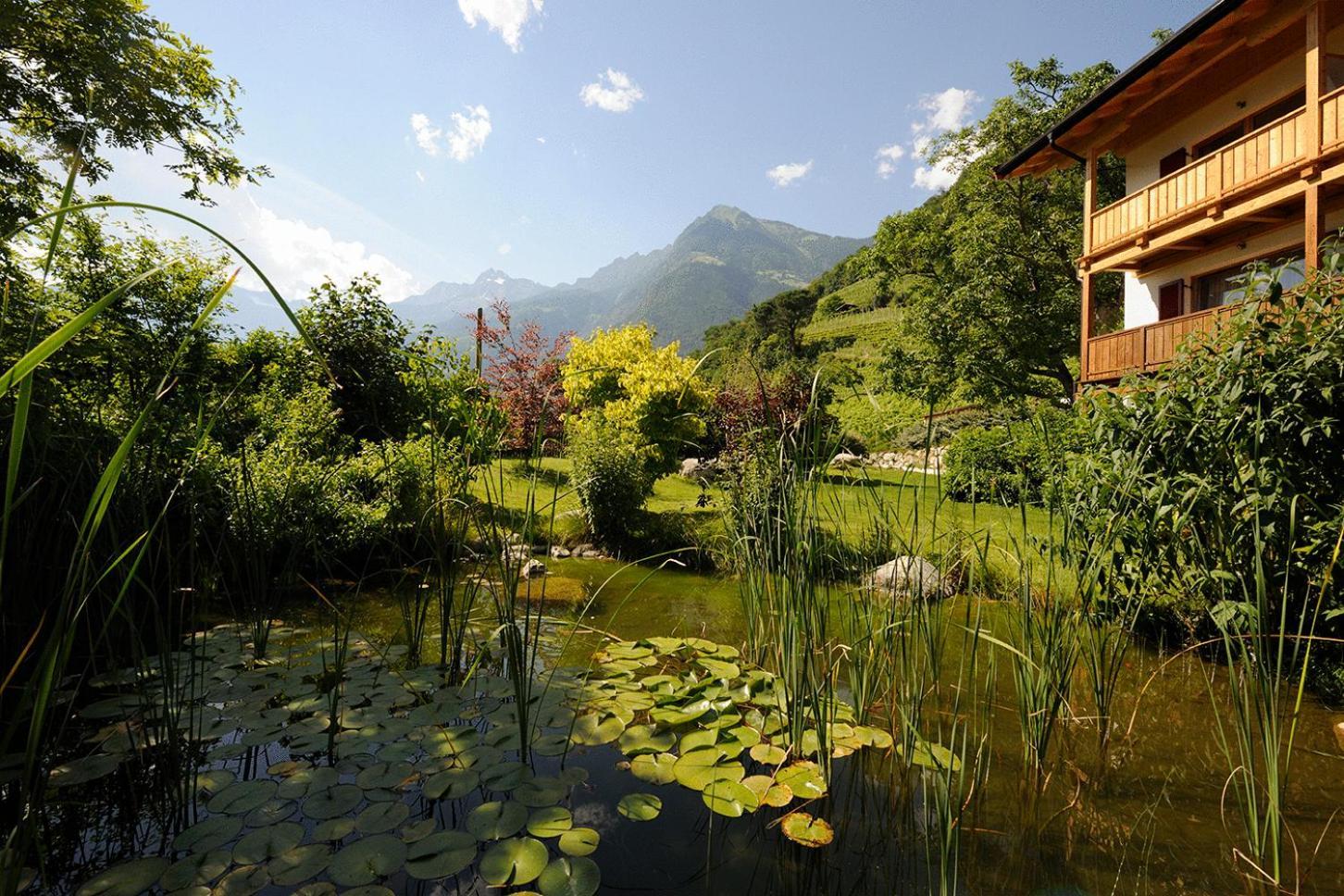 Hotel Garni Partaneshof Мерано Экстерьер фото